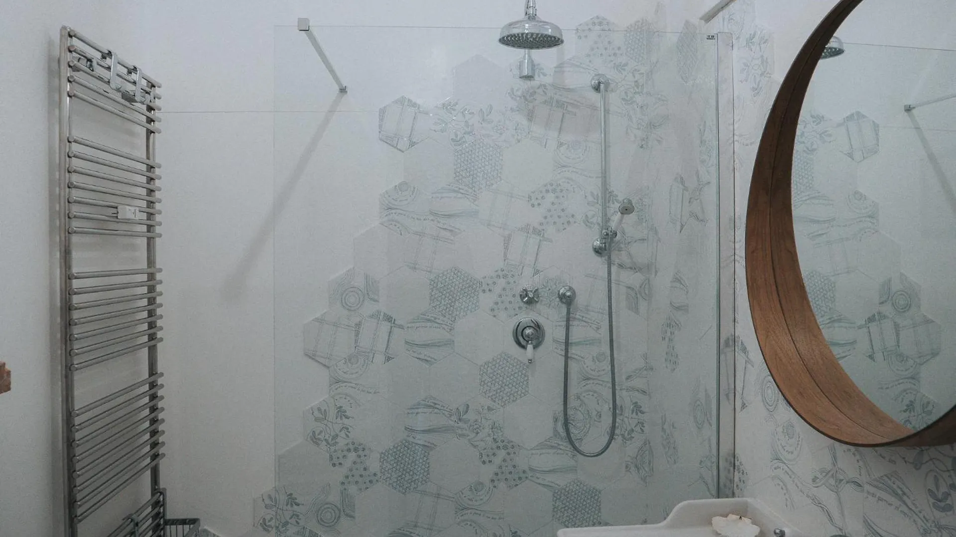 Piacenza Apartment Milan