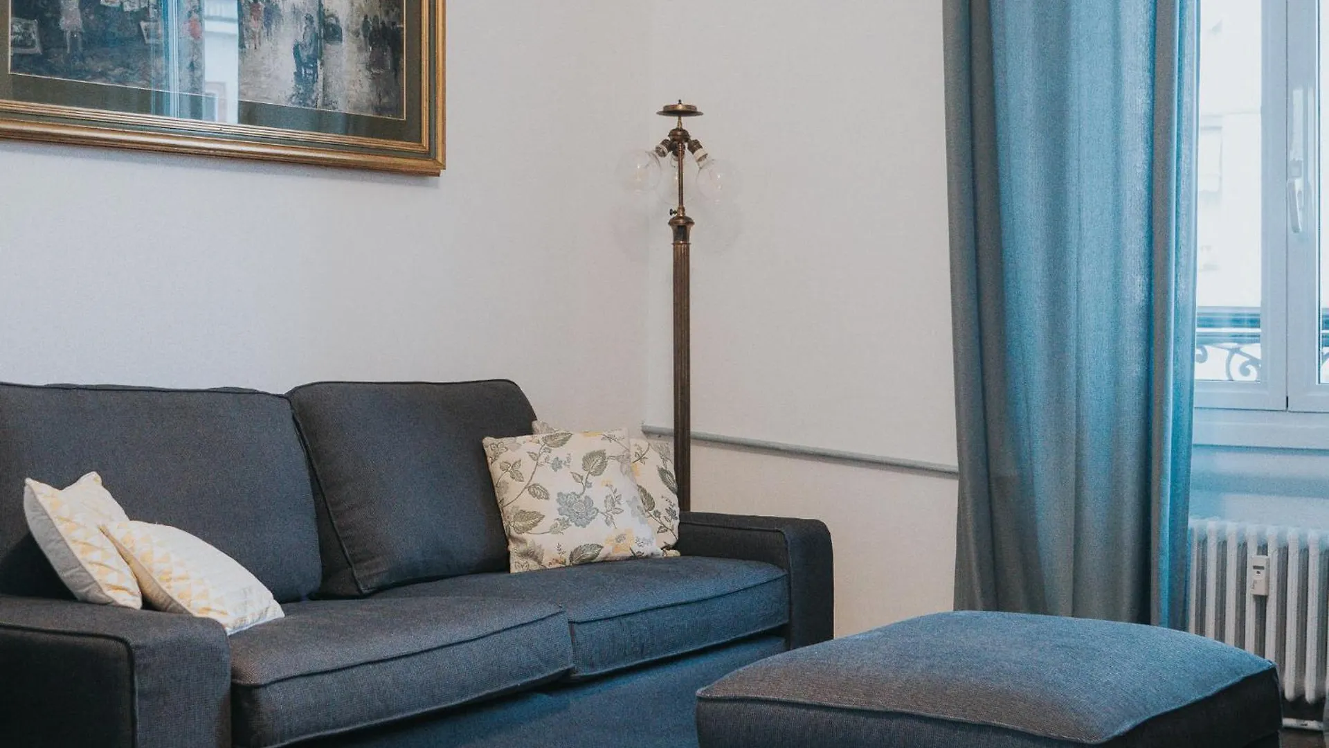 Piacenza Apartment Milan
